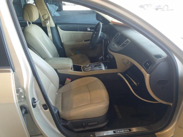 2011 HYUNDAI GENESIS 4. KMHGC4DF0BU119038