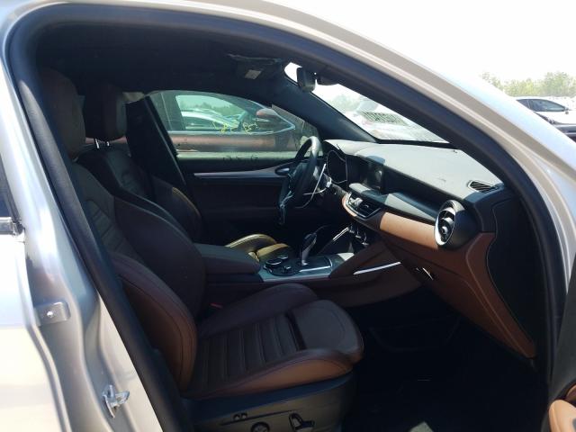 2018 ALFA ROMEO STELVIO TI ZASFAKNN4J7B99495