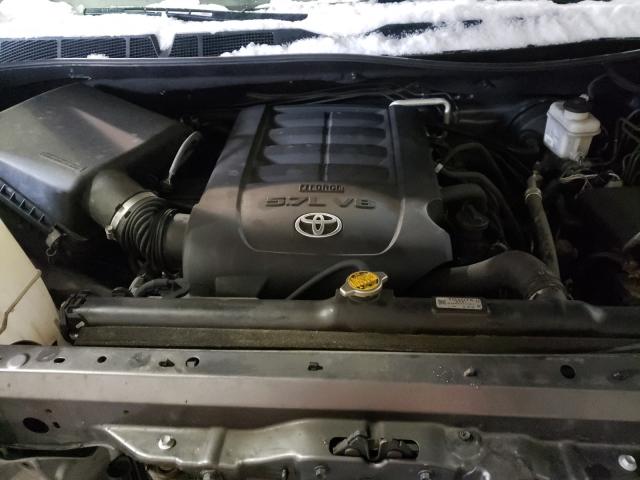 2013 TOYOTA SEQUOIA SR 5TDBY5G18DS076212