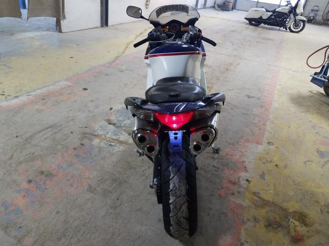 2007 HONDA VFR800 JH2RC46667M900641