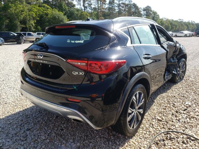 2017 INFINITI QX30 BASE SJKCH5CR8HA025843
