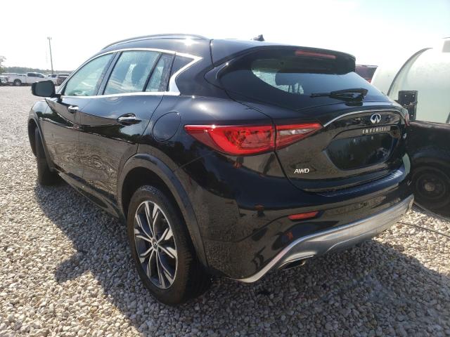 2017 INFINITI QX30 BASE SJKCH5CR8HA025843