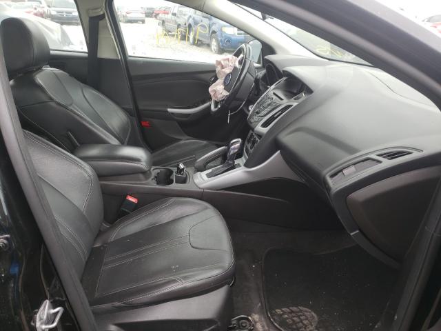 VIN 1FTEW1E59JFC00372 2013 FORD FOCUS SE no.5