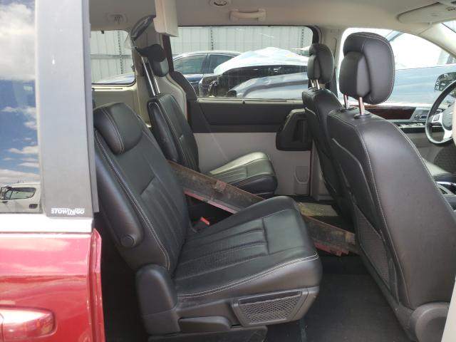 2010 CHRYSLER TOWN & COU 2A4RR8D13AR451987