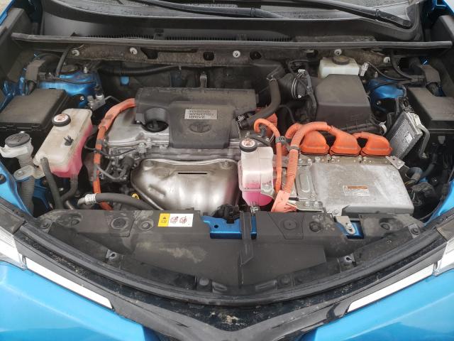 2017 TOYOTA RAV4 HV LE JTMRJREV9HD067388