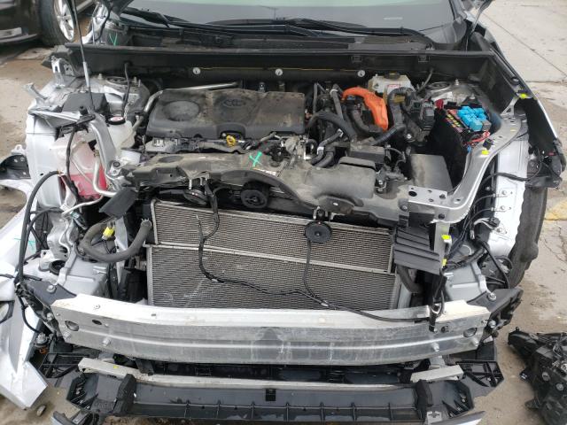 2019 TOYOTA RAV4 XSE JTMEWRFV7KJ027947