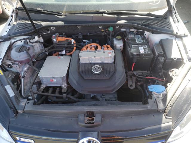 2016 VOLKSWAGEN E-GOLF SE WVWKP7AU9GW910686