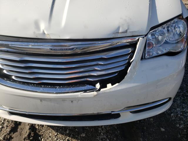 VIN WA1BCCFS6JR018794 2011 CHRYSLER TOWN & COUNTRY no.9