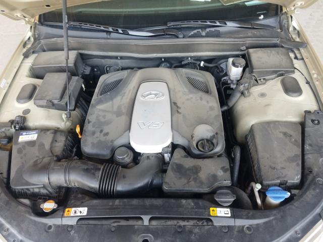 2011 HYUNDAI GENESIS 4. KMHGC4DF0BU119038