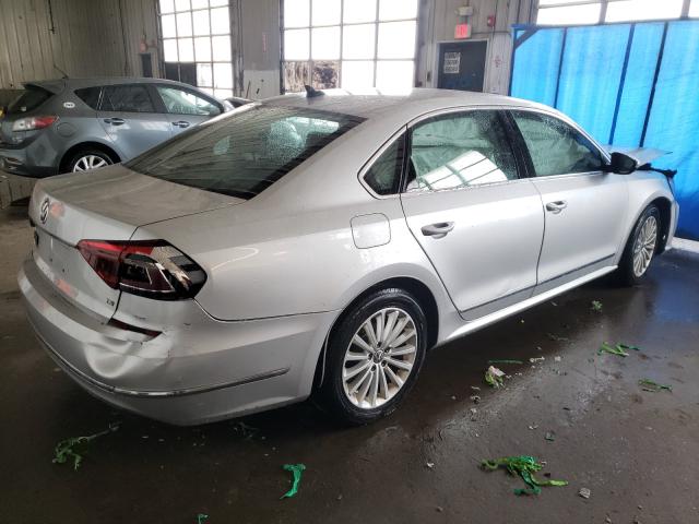 VIN 3KPF24AD3PE685402 2017 VOLKSWAGEN PASSAT SE no.4