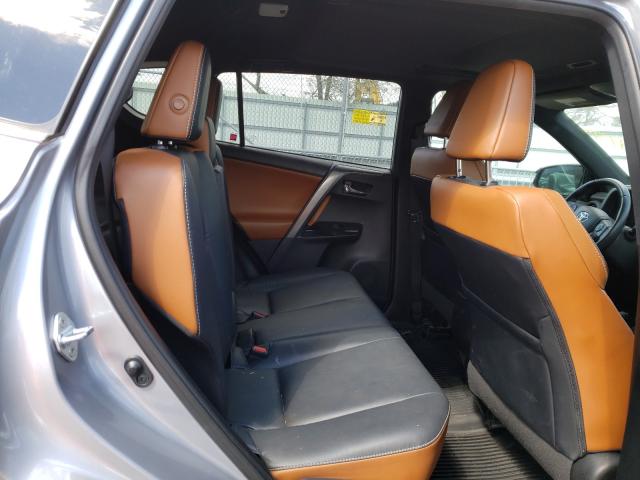 2017 TOYOTA RAV4 SE 2T3JFREV9HW677485