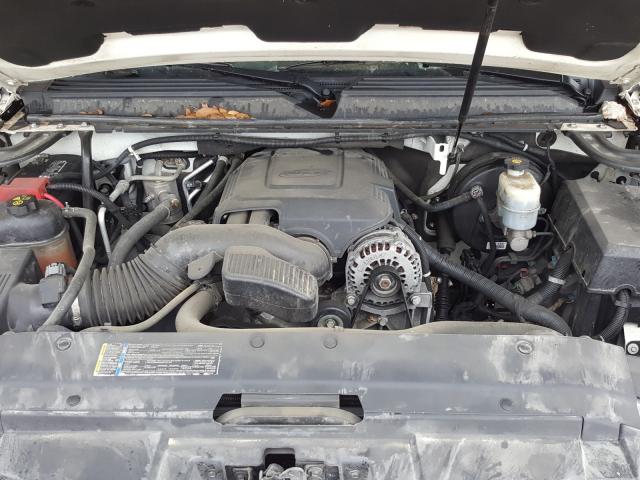 2011 CHEVROLET TAHOE C150 1GNSCCE01BR194344