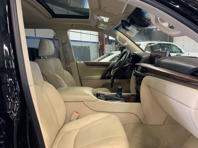 2018 LEXUS LX 570 JTJHY7AX4J4256326