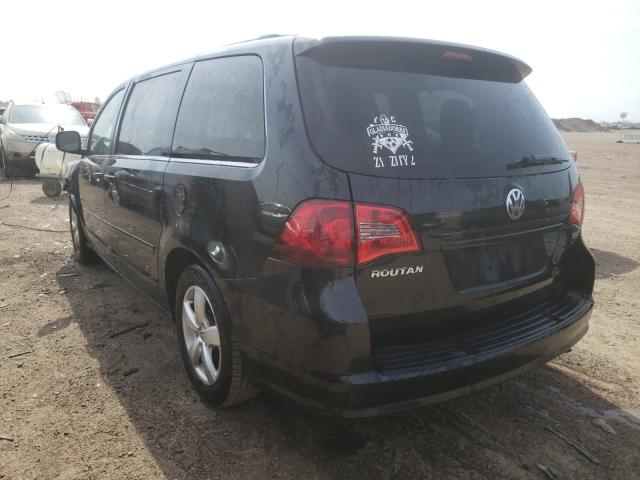 2011 VOLKSWAGEN ROUTAN SEL 2V4RW5DGXBR642928