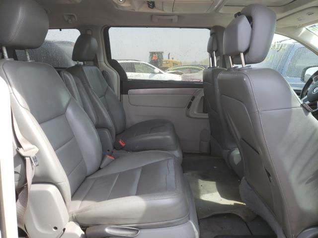 2011 VOLKSWAGEN ROUTAN SEL 2V4RW5DGXBR642928