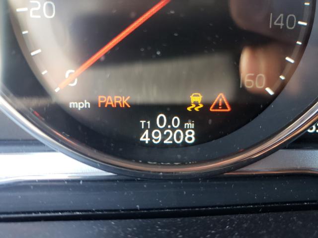 2017 VOLVO XC60 T5 IN YV440MRU8H2013378