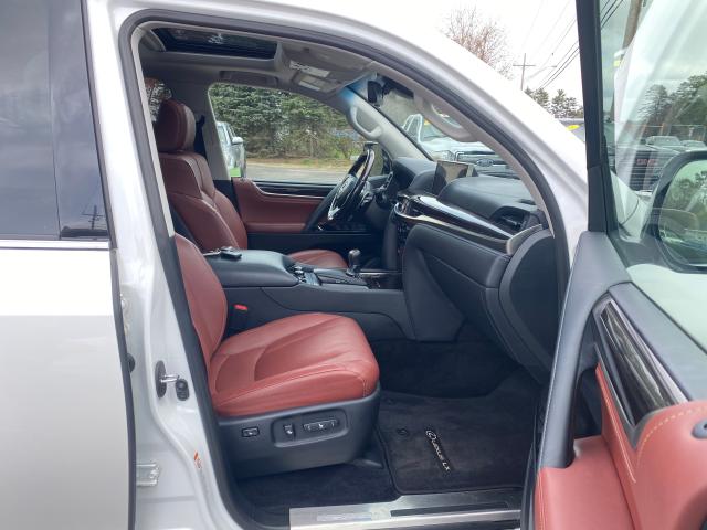 2017 LEXUS LX 570 JTJHY7AX6H4240705