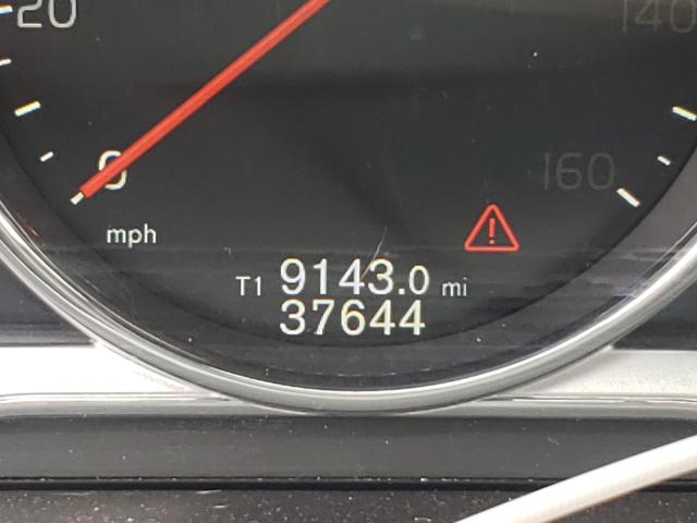 2017 VOLVO XC60 T6 DY YV449MRR4H2086216