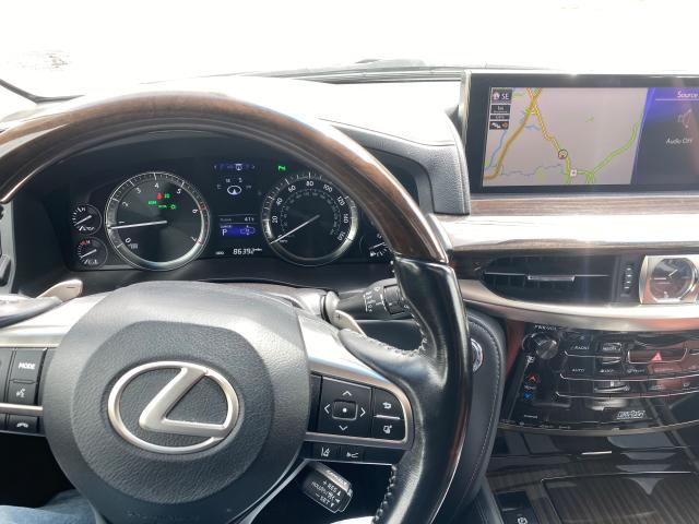 2017 LEXUS LX 570 JTJHY7AX6H4240705
