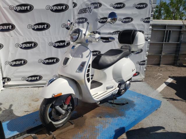 2013 VESPA GTS 300 SU ZAPM459L3D5703812