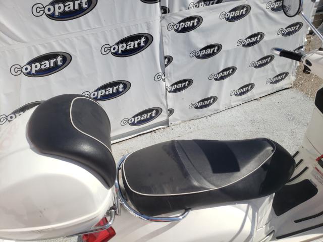 2013 VESPA GTS 300 SU ZAPM459L3D5703812