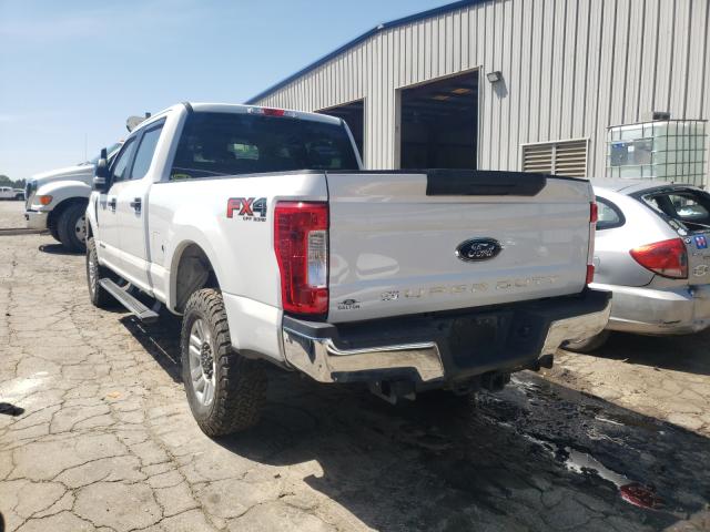 VIN 3C6LRVDGXME517902 2017 FORD F250 SUPER no.3