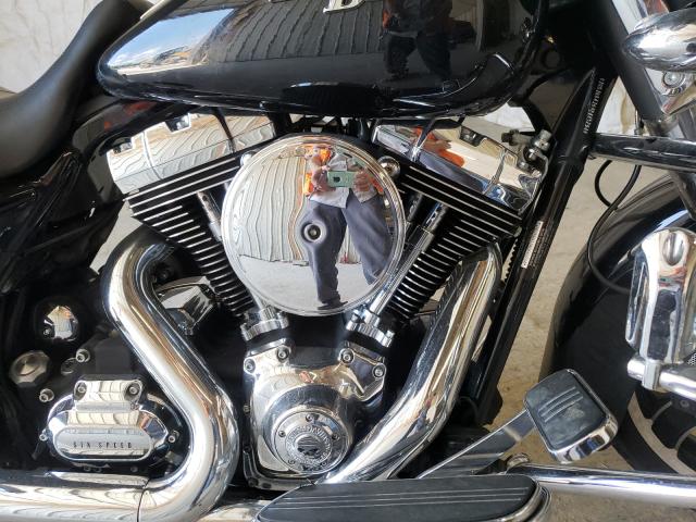 2010 HARLEY-DAVIDSON FLHX 1HD1KB415AB669754