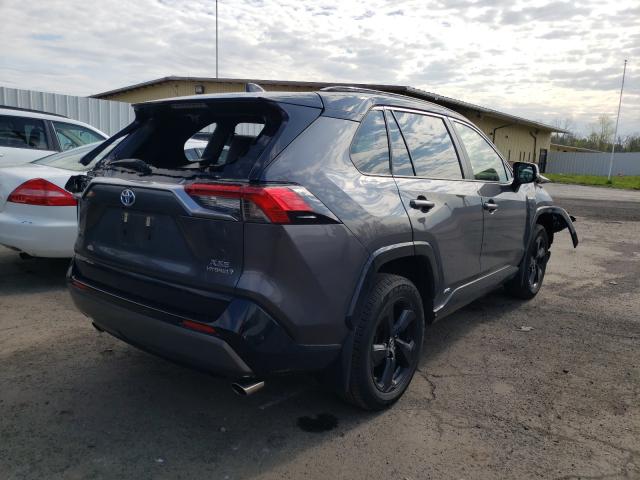 2019 TOYOTA RAV4 XSE JTMEWRFV5KJ023301