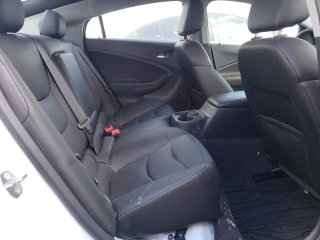 2018 CHEVROLET VOLT LT 1G1RC6S58JU108301