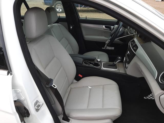 2014 MERCEDES-BENZ C 250 WDDGF4HB3EA966473