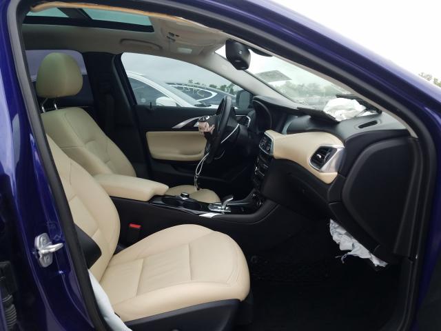 2017 INFINITI QX30 BASE SJKCH5CP6HA023927