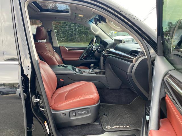 2017 LEXUS LX 570 JTJHY7AX3H4236496