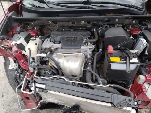 2018 TOYOTA RAV4 SE JTMJFREV8JD239625
