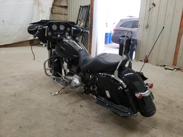 2010 HARLEY-DAVIDSON FLHX 1HD1KB415AB669754