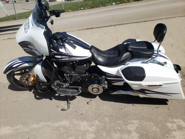 2016 HARLEY-DAVIDSON FLHXSE CVO 1HD1PXN1XGB963916