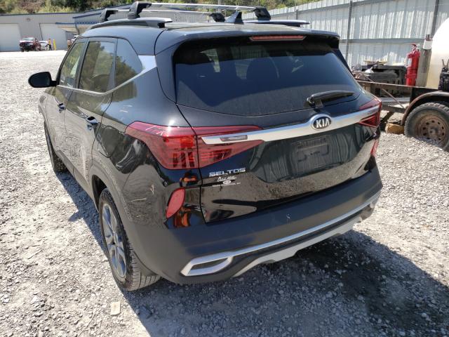 2021 KIA SELTOS S KNDEUCAA4M7067572