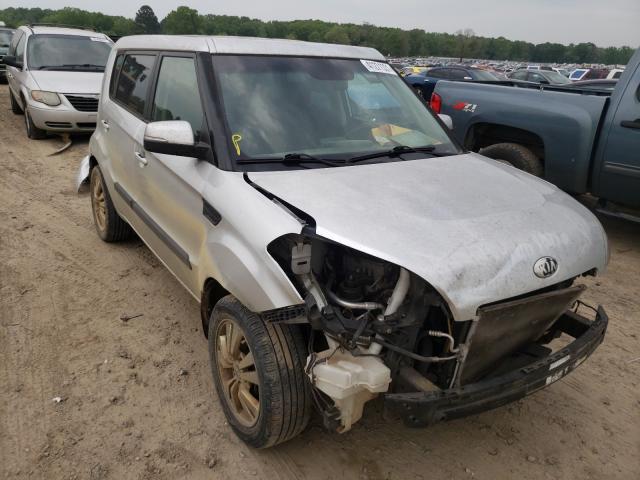 2013 KIA SOUL + KNDJT2A64D7624620