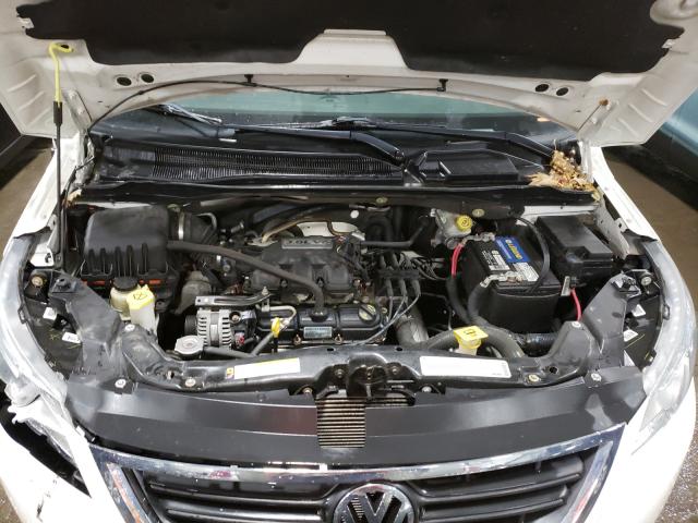 2010 VOLKSWAGEN ROUTAN S 2V4RW4D13AR250751