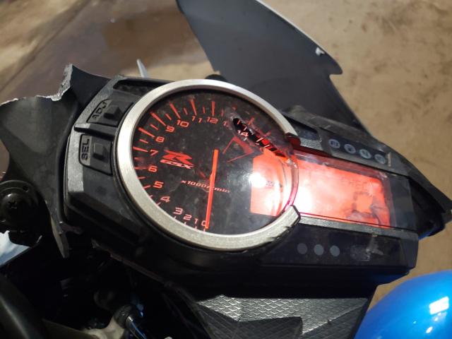 2013 SUZUKI GSX-R1000 JS1GT78A5D2100370