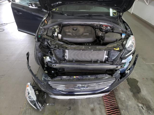 2017 VOLVO XC60 T6 DY YV449MRR8H2077177
