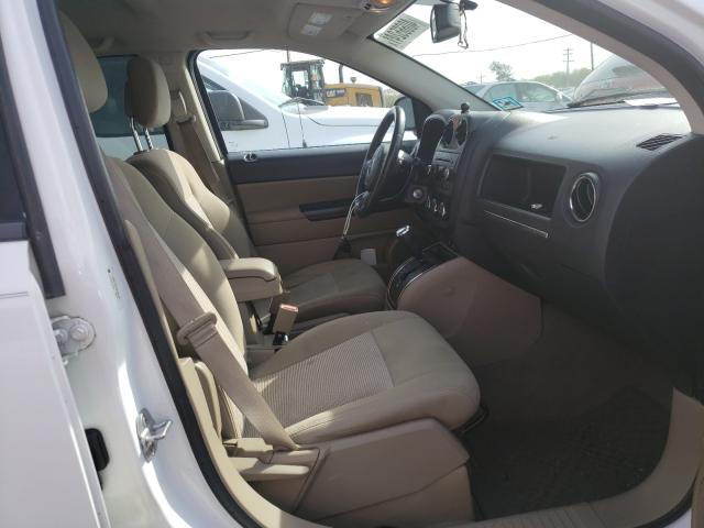 VIN 1HGCV1F18KA042032 2019 Honda Accord, LX no.5