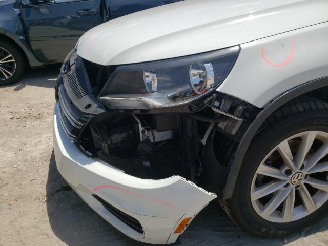 2017 VOLKSWAGEN TIGUAN WVGAV7AX7HK043224