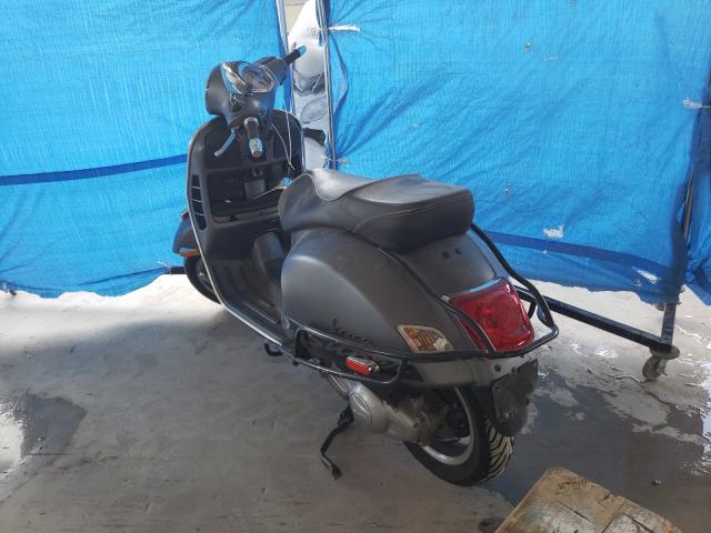 2017 VESPA GTS 300 SU ZAPM459L8H5101882