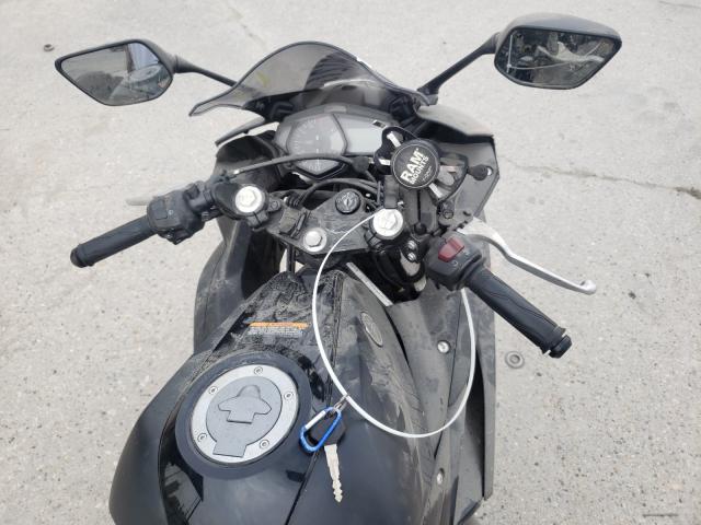 2017 YAMAHA YZFR3 MH3RH06Y4HK015597