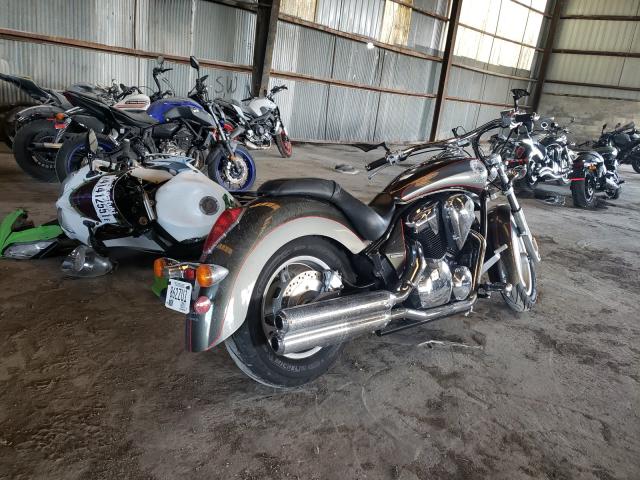 2010 HONDA VT1300 CR JH2SC6609AK001378