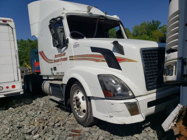 Salvage cars for sale from Copart Mebane, NC: 2014 Volvo VN VNL
