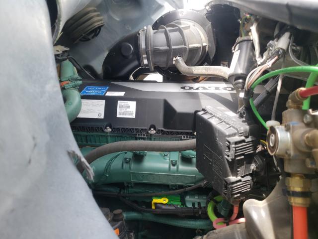 Фото: 4V4NC9EH6MN267057 - 7