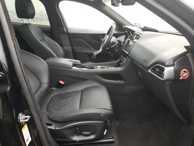 2017 JAGUAR F-PACE SADCJ2BV5HA068044