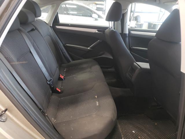 2016 VOLKSWAGEN PASSAT 1VWAT7A30GC039108