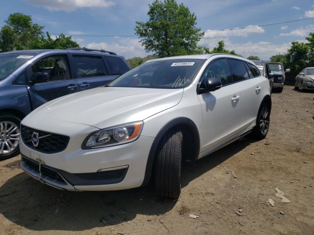 2016 VOLVO V60 CROSS YV4612HK9G1017664
